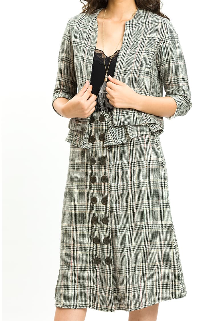 Front Buttoned Check Skirt