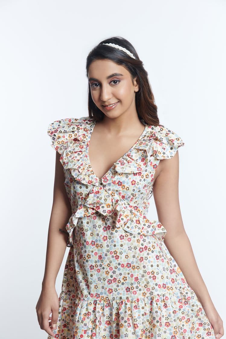 Ditsy Floral Printed Maxi Dress