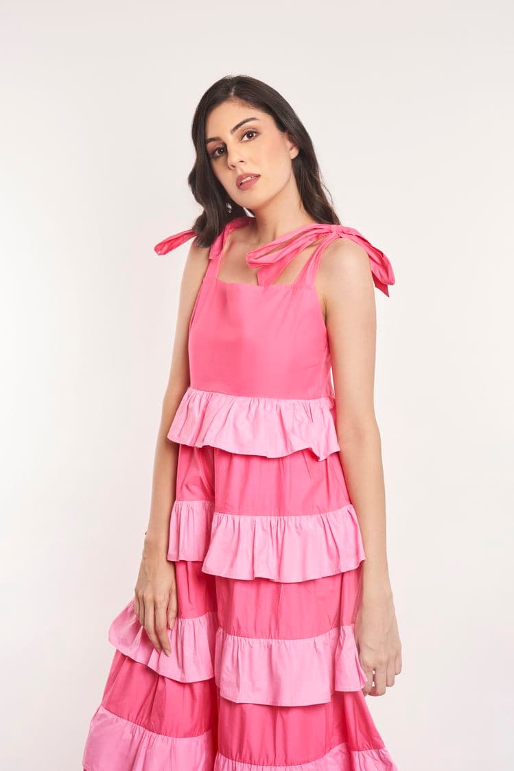 Tiered Contrast Maxi Dress