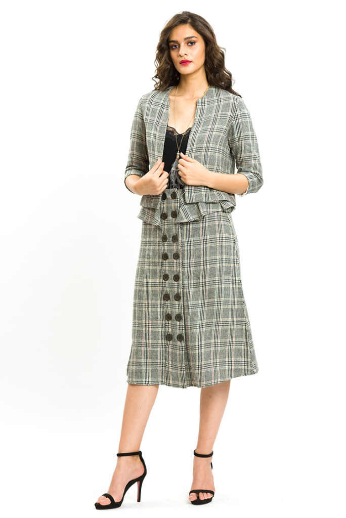 Front Buttoned Check Skirt